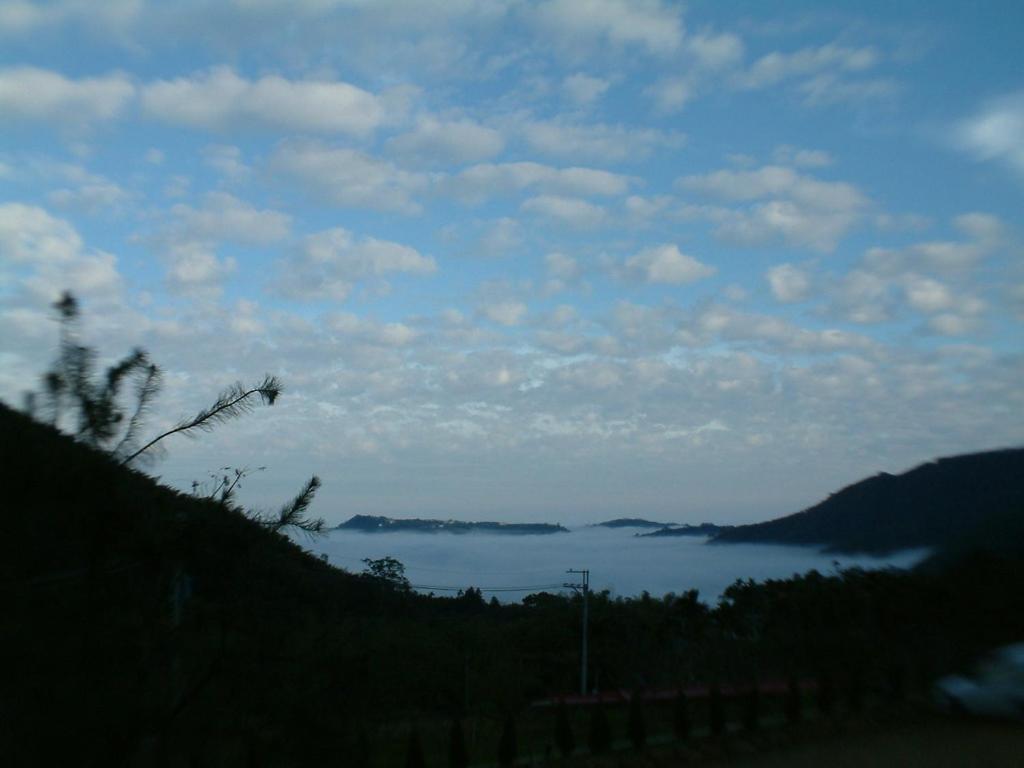 溪頭吉野民宿ji-Ye Lugu Exterior foto